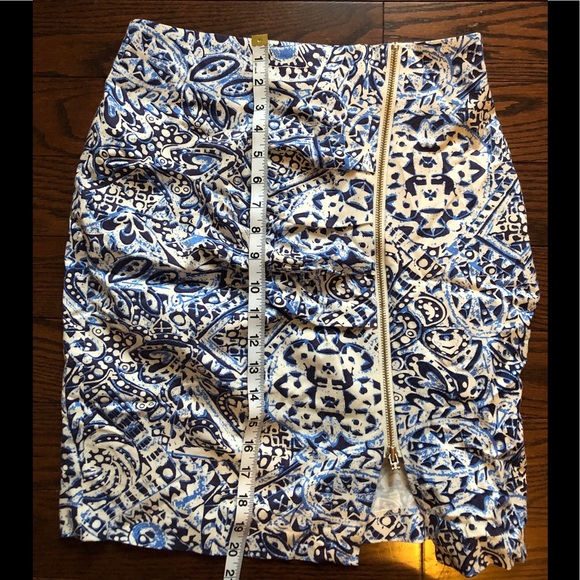 Korean Street Fashion mini Skirt with zip detail - Picture 4 of 7